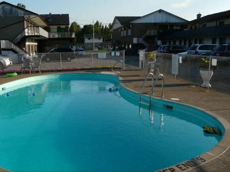 Tropicana Inn Ниагара-Фолс Экстерьер фото