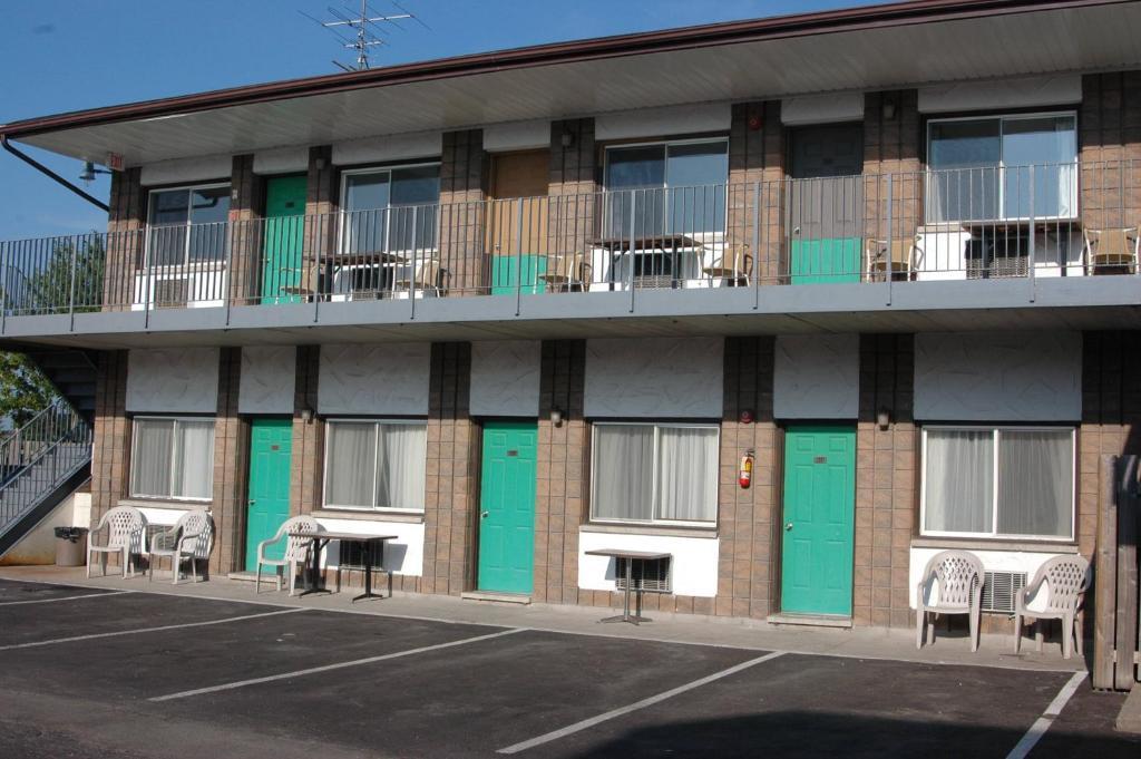 Tropicana Inn Ниагара-Фолс Экстерьер фото